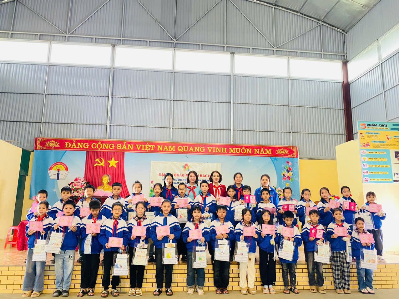 Đại hội cháu ngoan Bác Hồ trường TH Nhân Thành năm học 2024-2025
